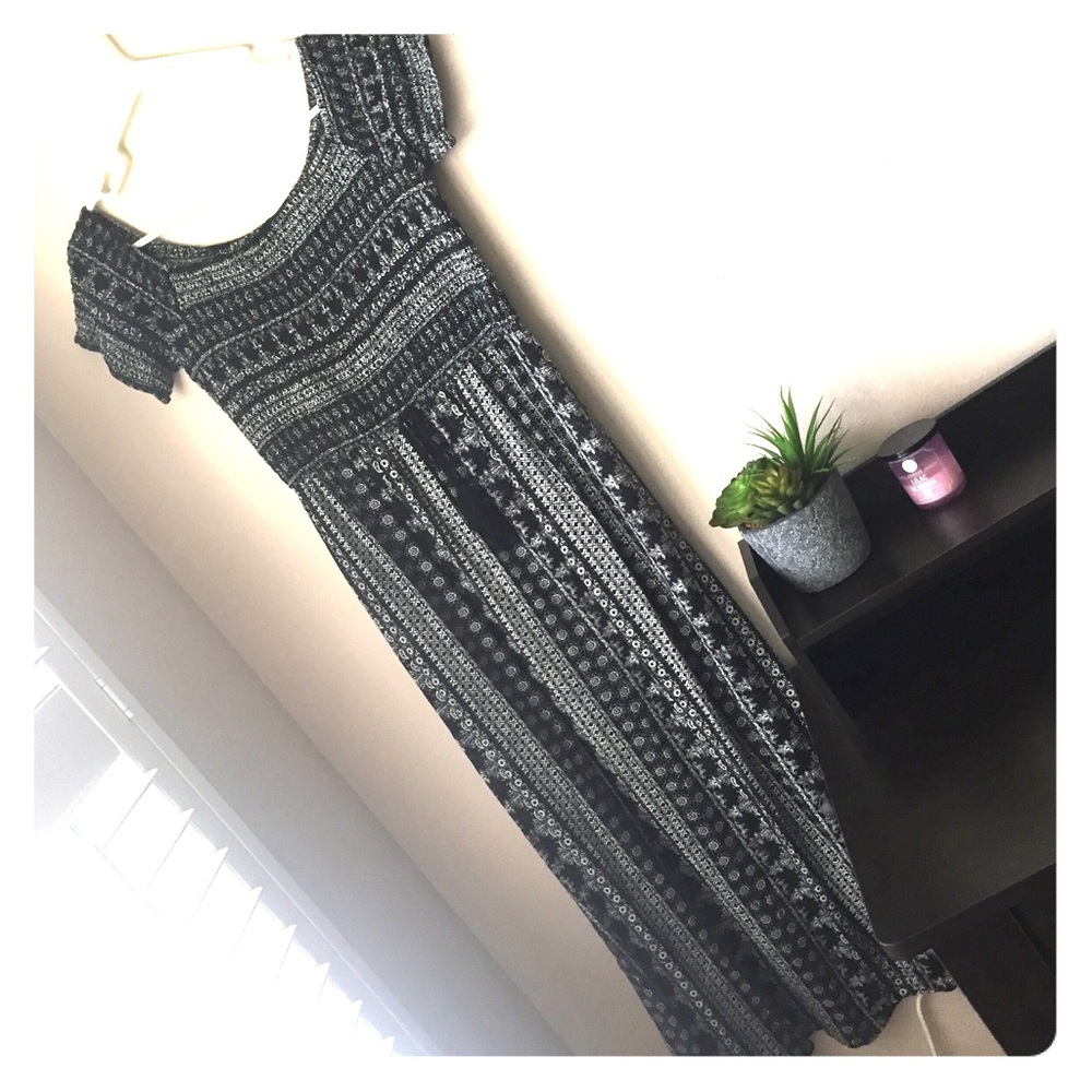 Xhilaration Maxi dress